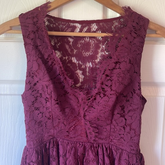❤️  Tobi lace Dress size Small - Picture 4 of 10